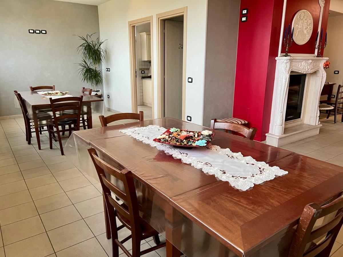 Agriturismo Le Essenze - Terrazza Sulla Romagna เชซานา ภายนอก รูปภาพ