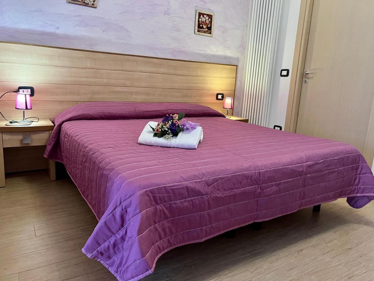 Agriturismo Le Essenze - Terrazza Sulla Romagna เชซานา ภายนอก รูปภาพ